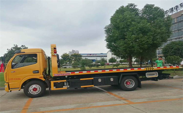 临高定远24小时拖车救援电话号码，定远道路救援公司怎么收费的